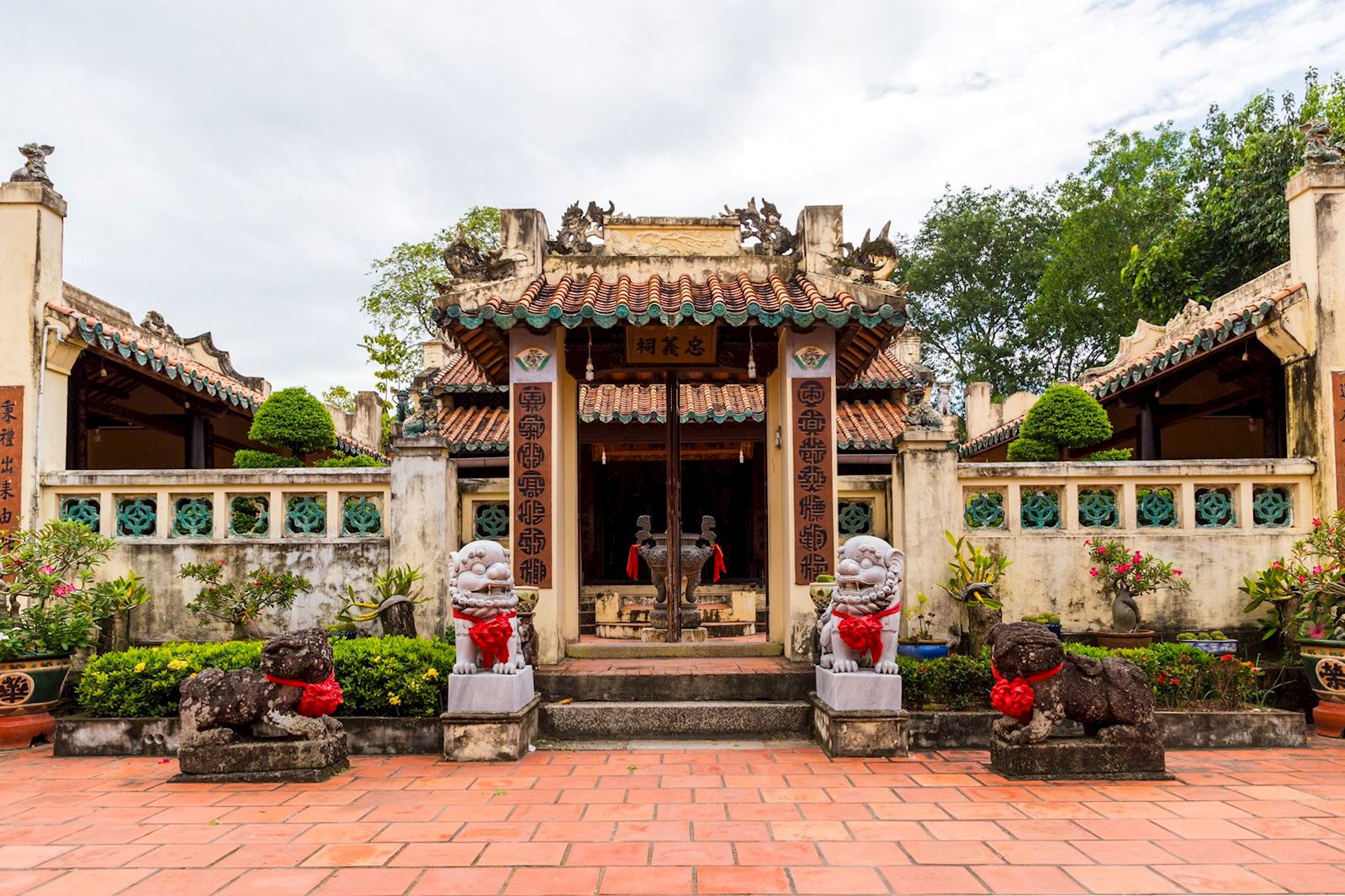 Lăng Mạc Cửu
